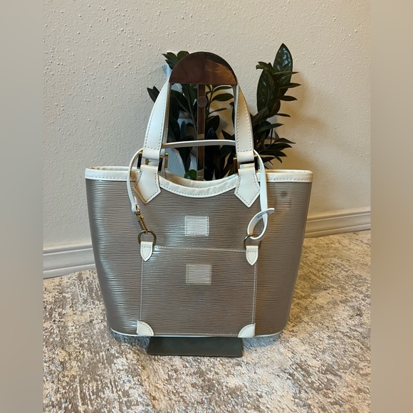 🌹RARE LOUIS VUITTON Epi Plage Mini Lagoon Bay Tote
Bag White Clear - Picture 9 of 14